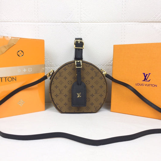 Chic & Stylish Bags