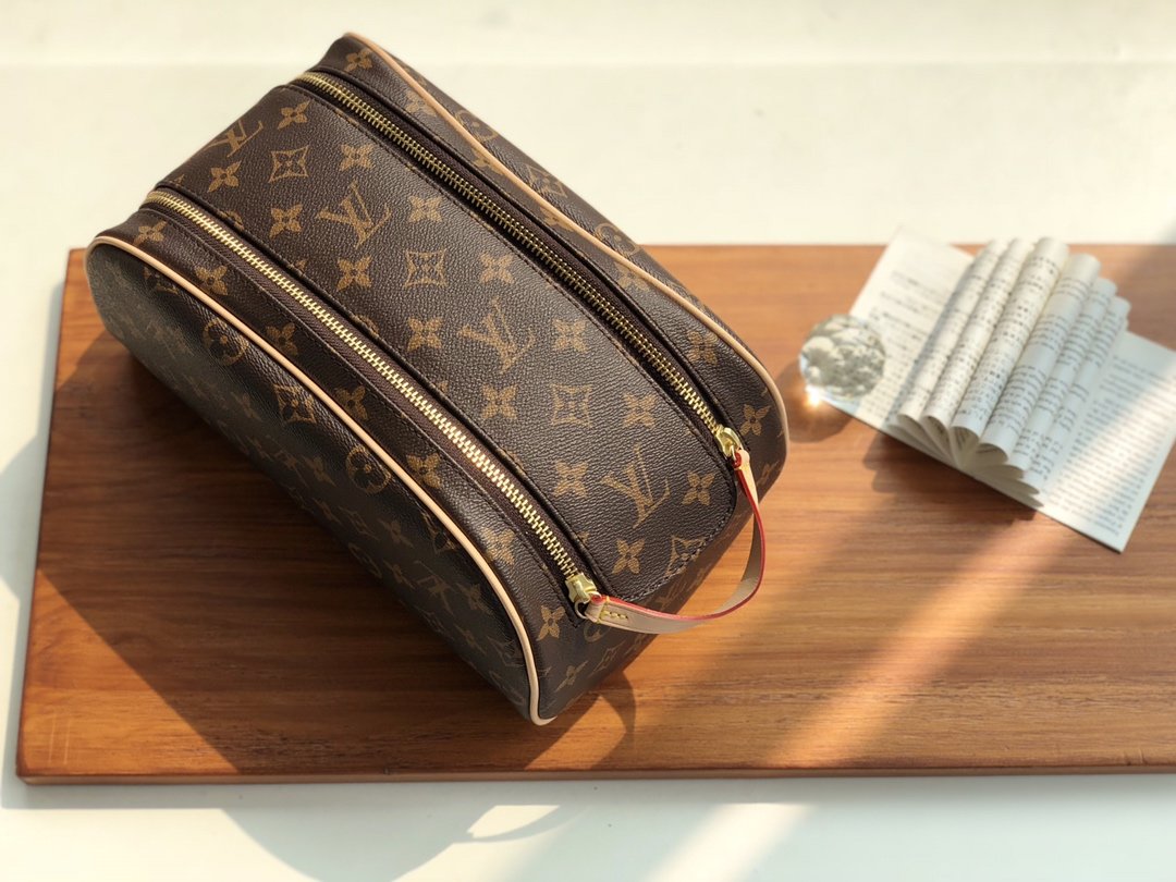 Chic & Stylish Bags