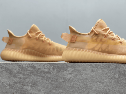 YEEZY BOOST 350 V2 Mono Mist
