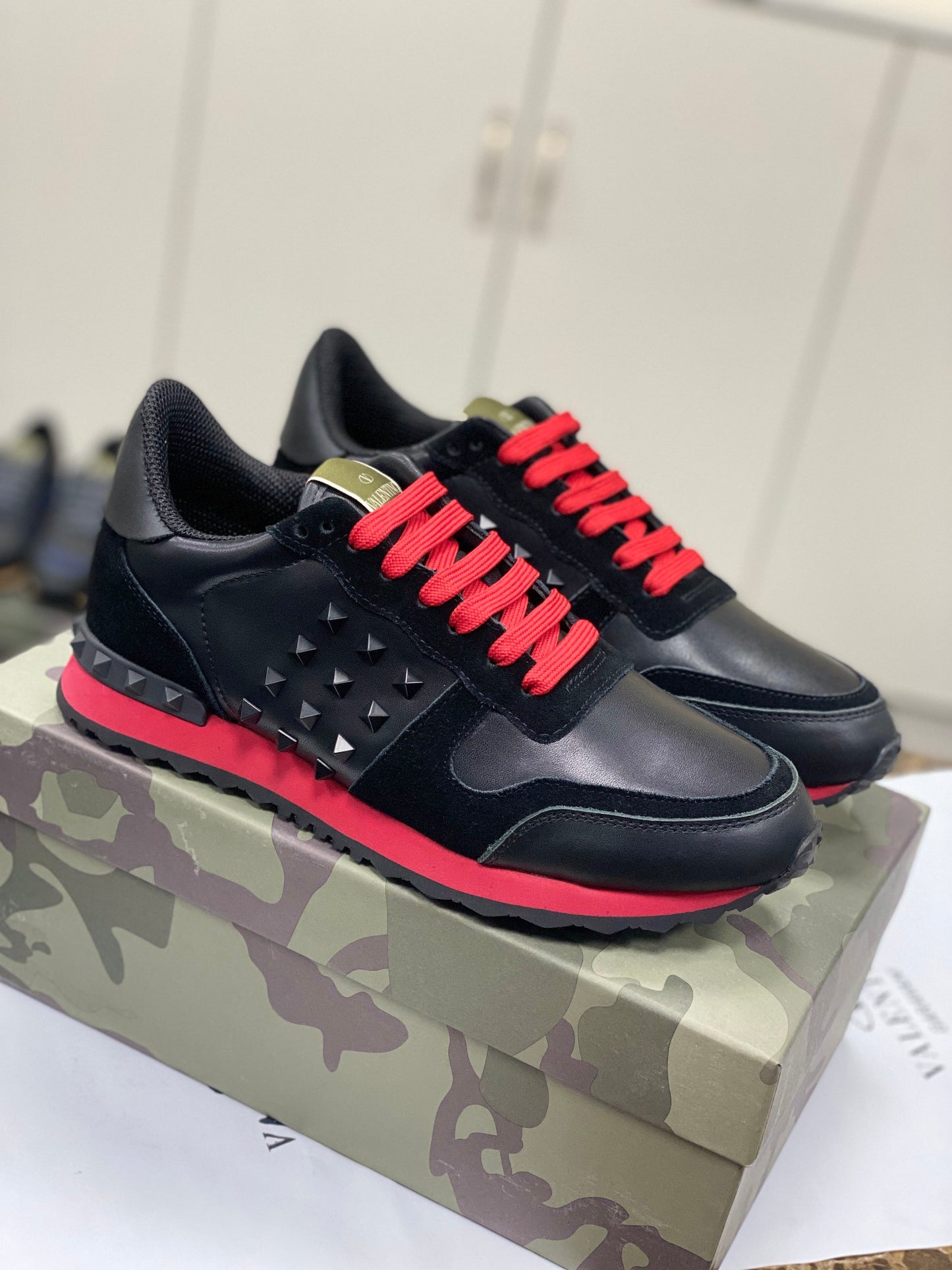 Valentino Sneakers