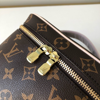 Chic & Stylish Bags