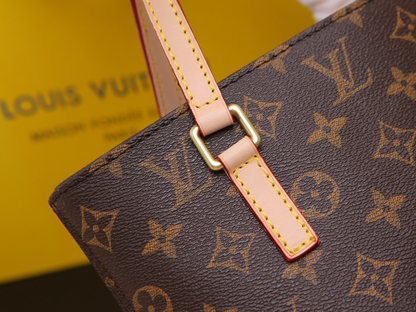 Chic & Stylish Bags