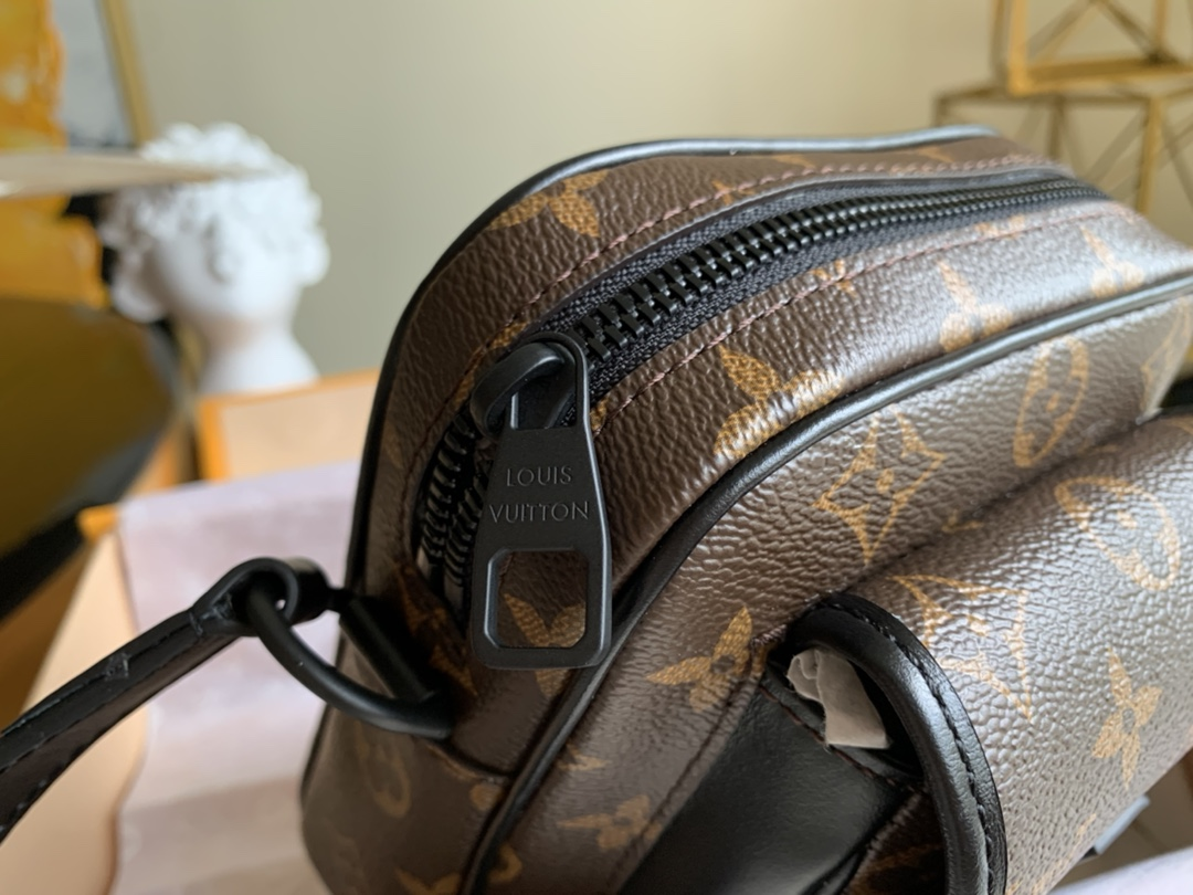 Chic & Stylish Bags