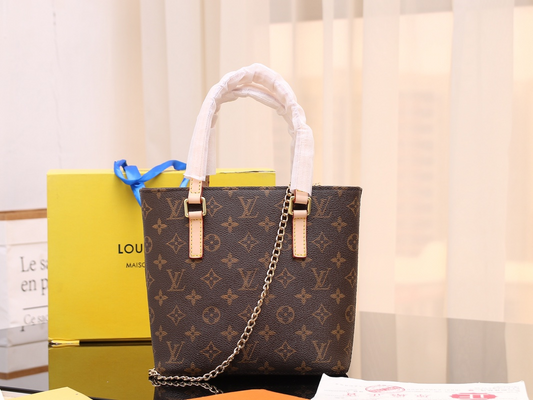 Chic & Stylish Bags