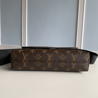 Chic & Stylish Bags