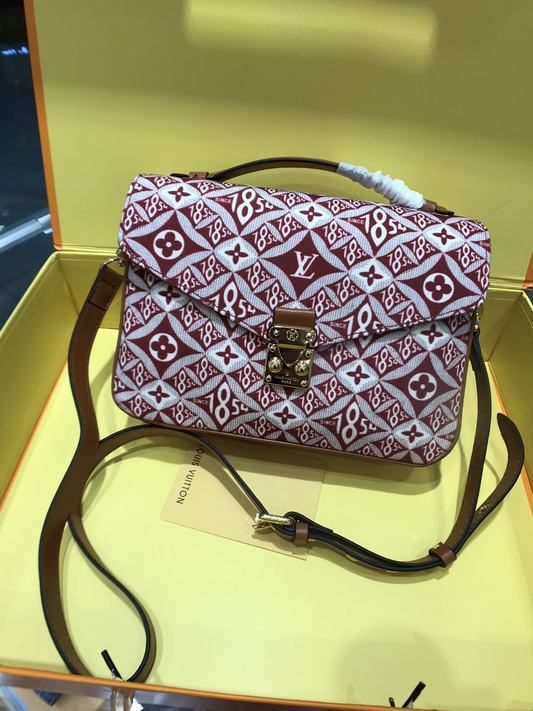 Chic & Stylish Bags