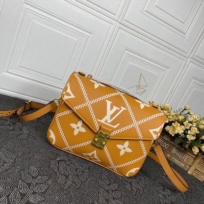 Chic & Stylish Bags