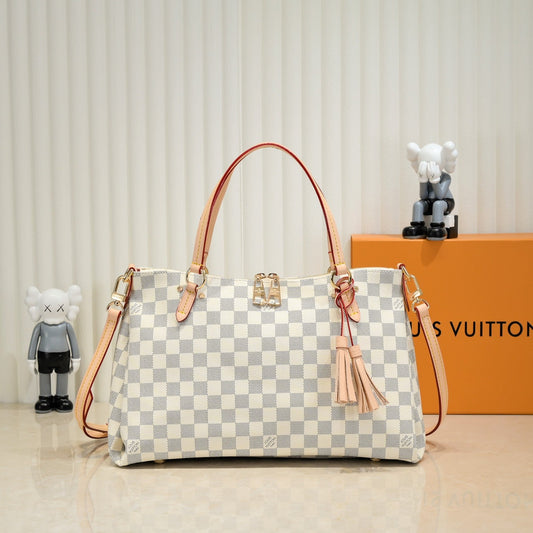 Chic & Stylish Bags