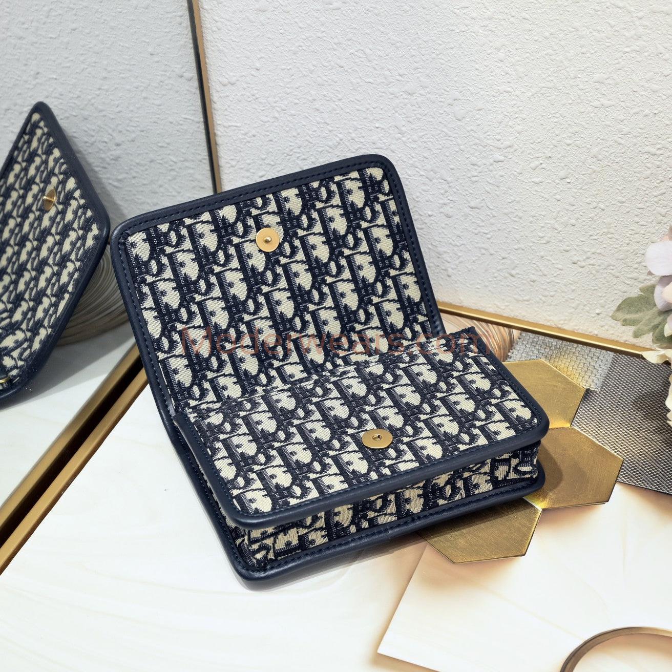 Chic & Stylish Bags