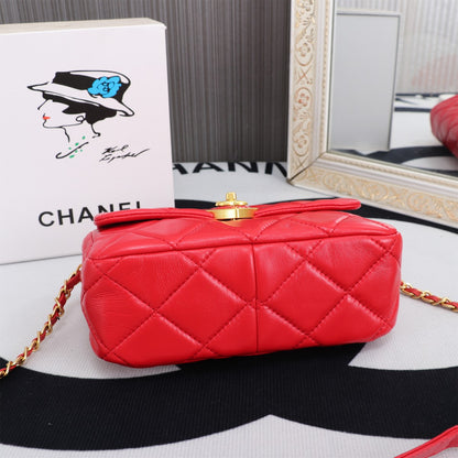 Chic & Stylish Bags