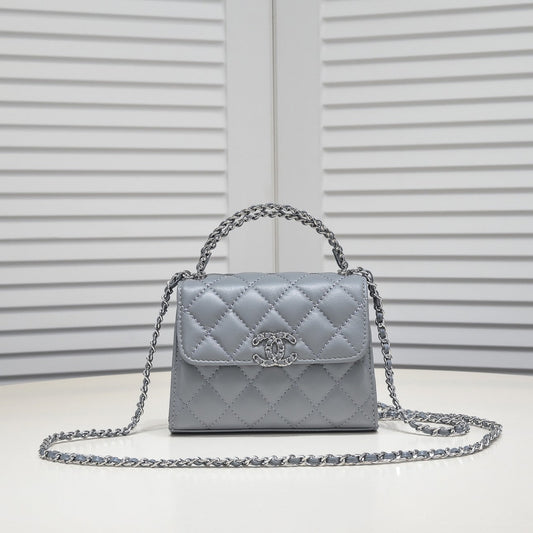 Chic & Stylish Bags