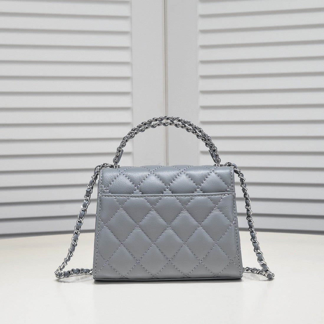Chic & Stylish Bags