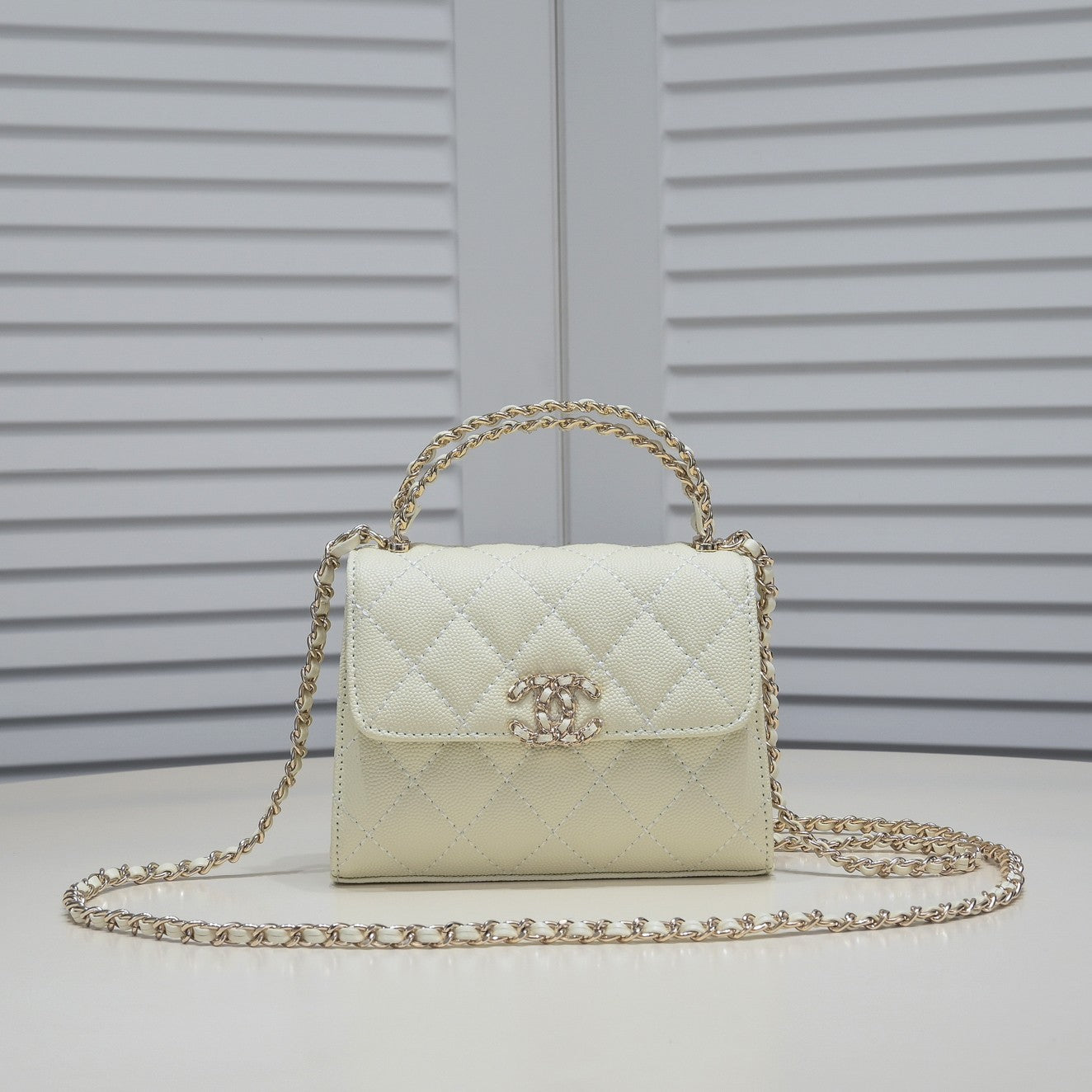 Chic & Stylish Bags