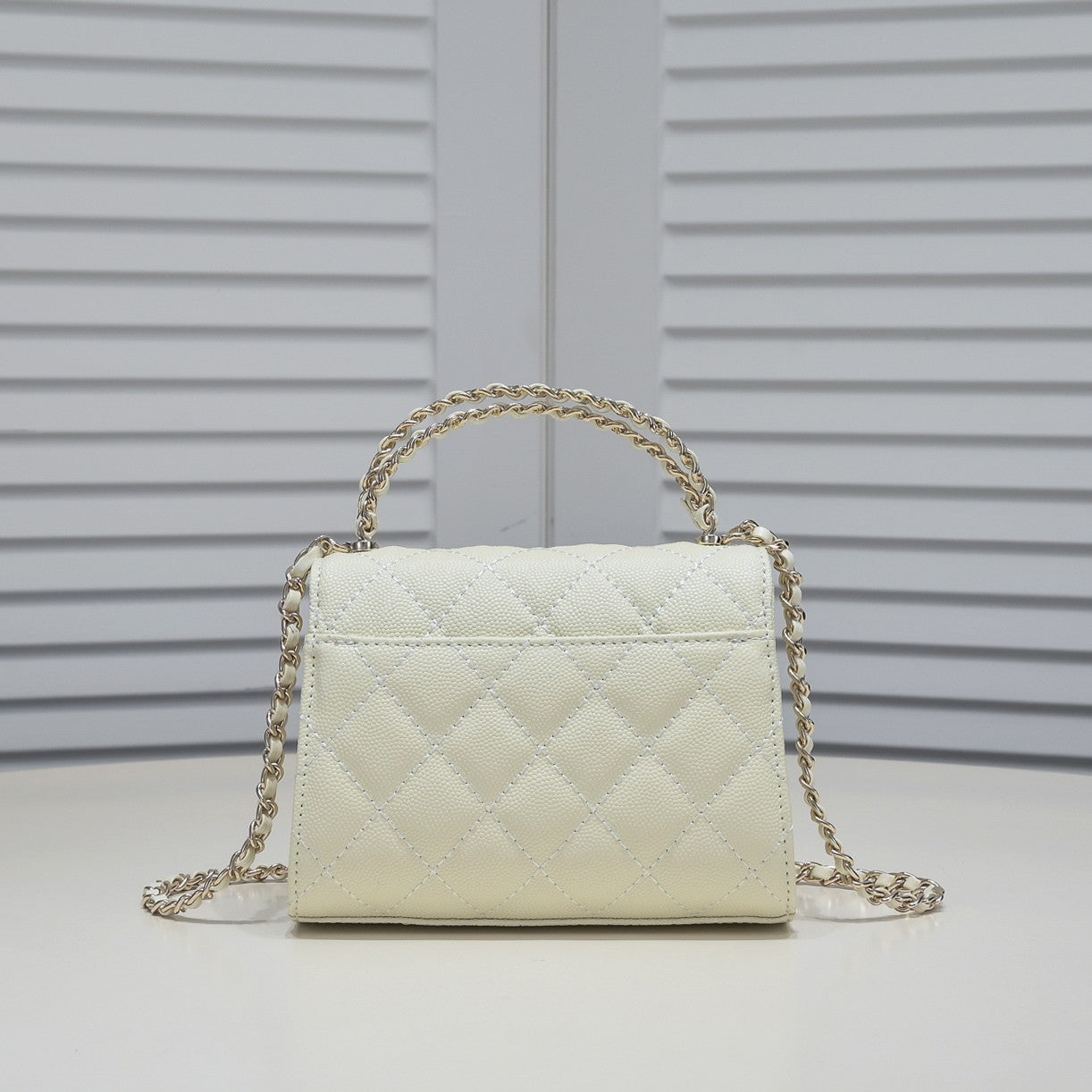 Chic & Stylish Bags