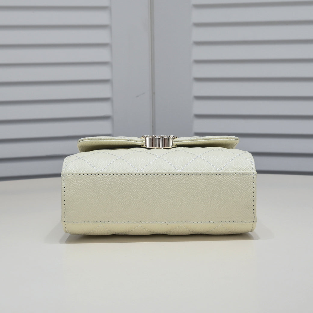 Chic & Stylish Bags