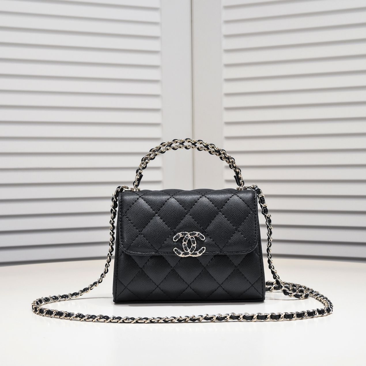 Chic & Stylish Bags
