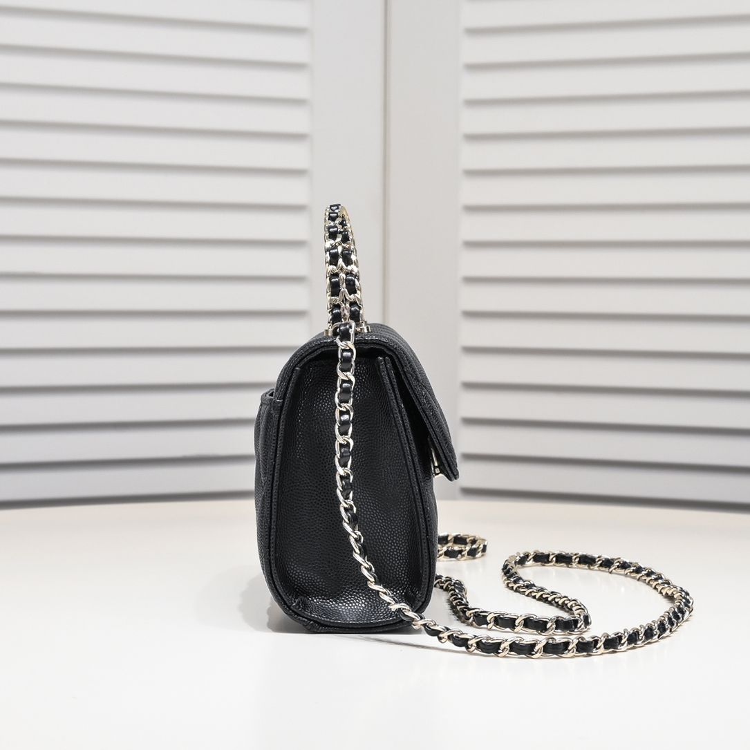Chic & Stylish Bags