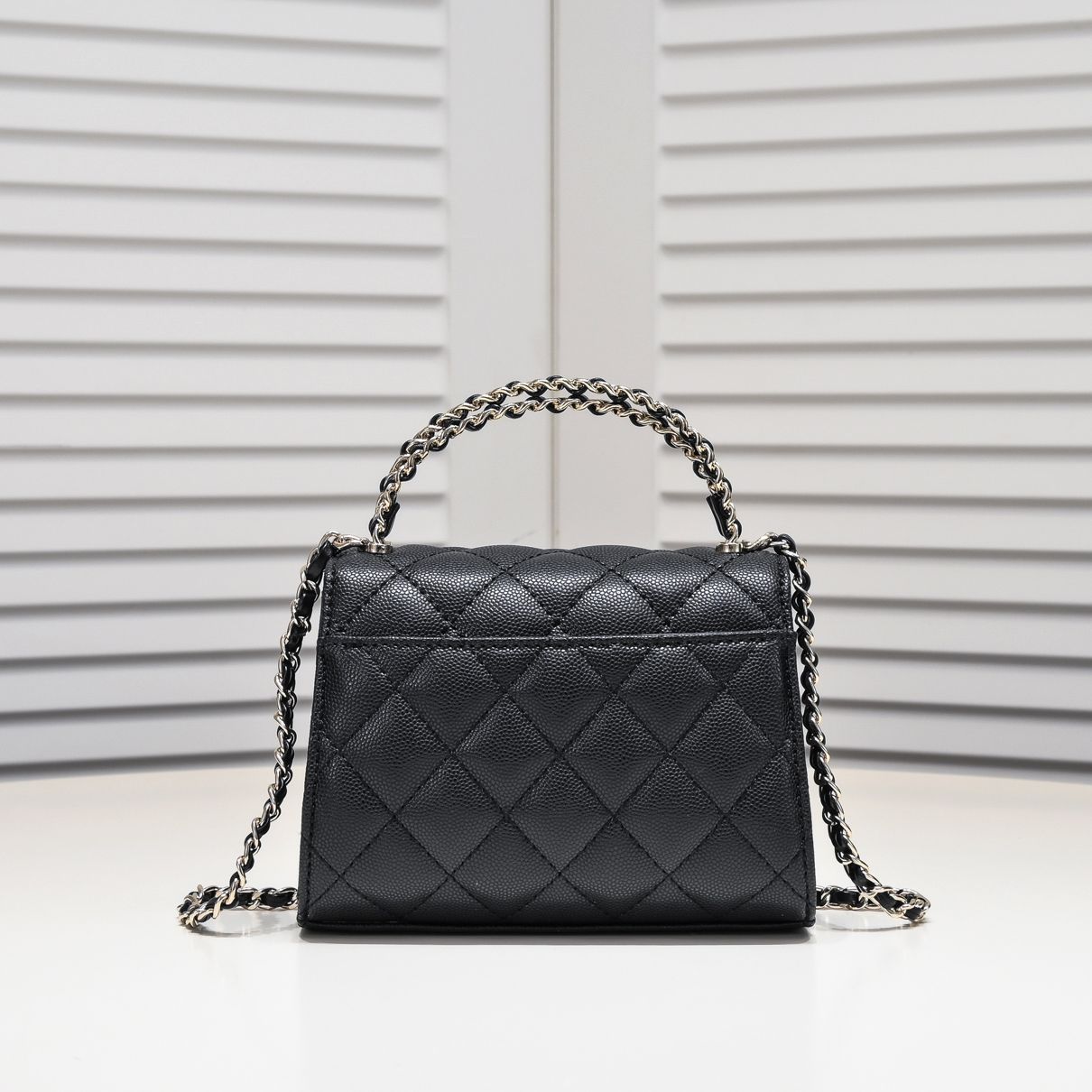 Chic & Stylish Bags