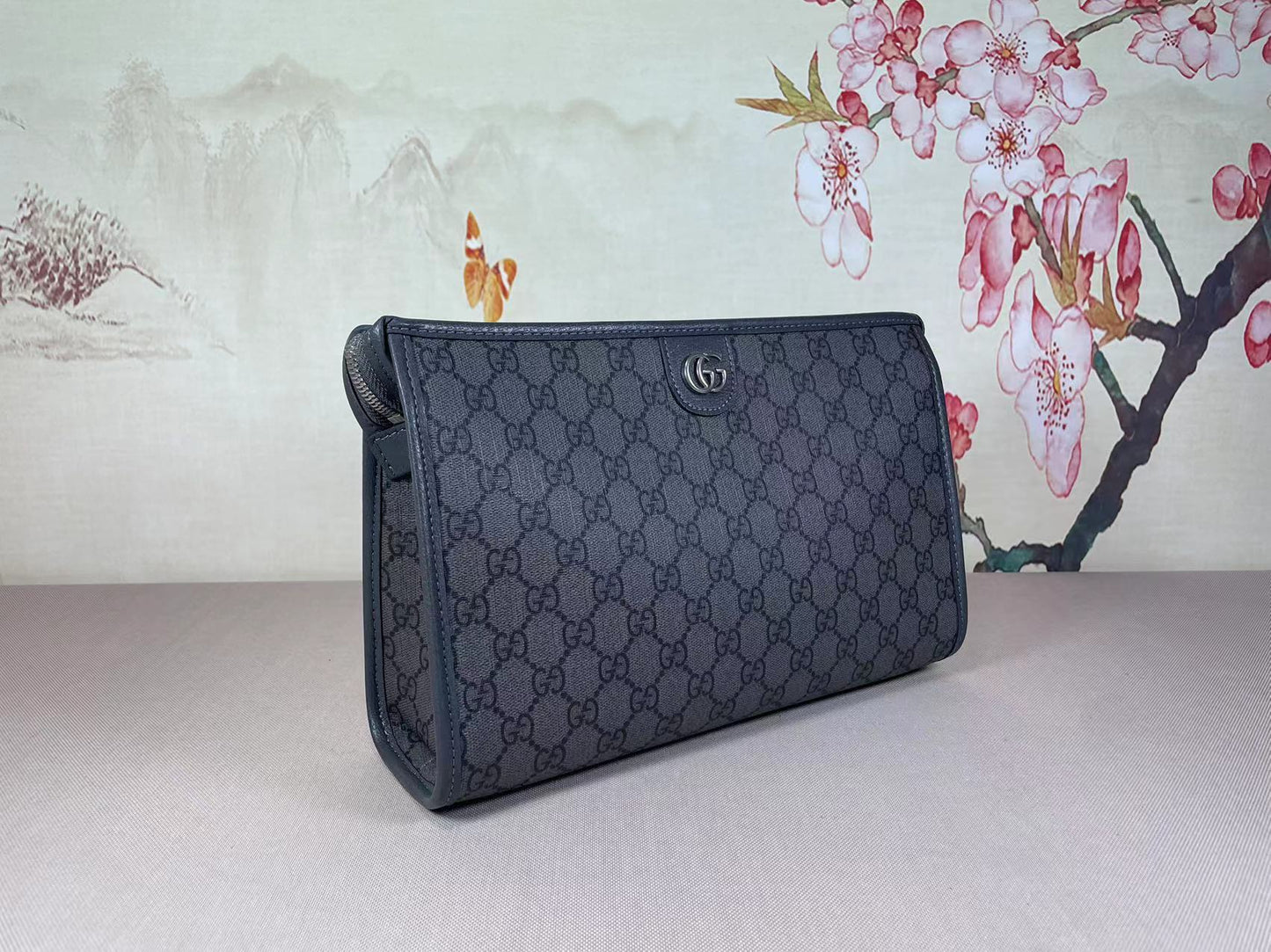 Chic & Stylish Bags