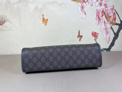 Chic & Stylish Bags