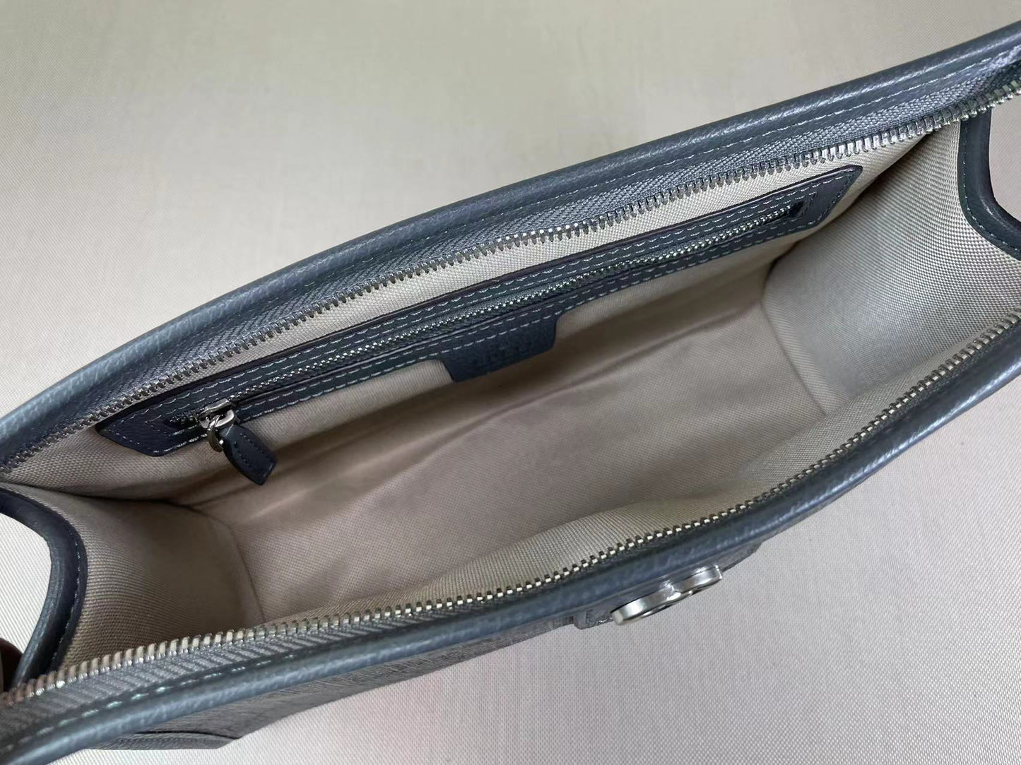 Chic & Stylish Bags