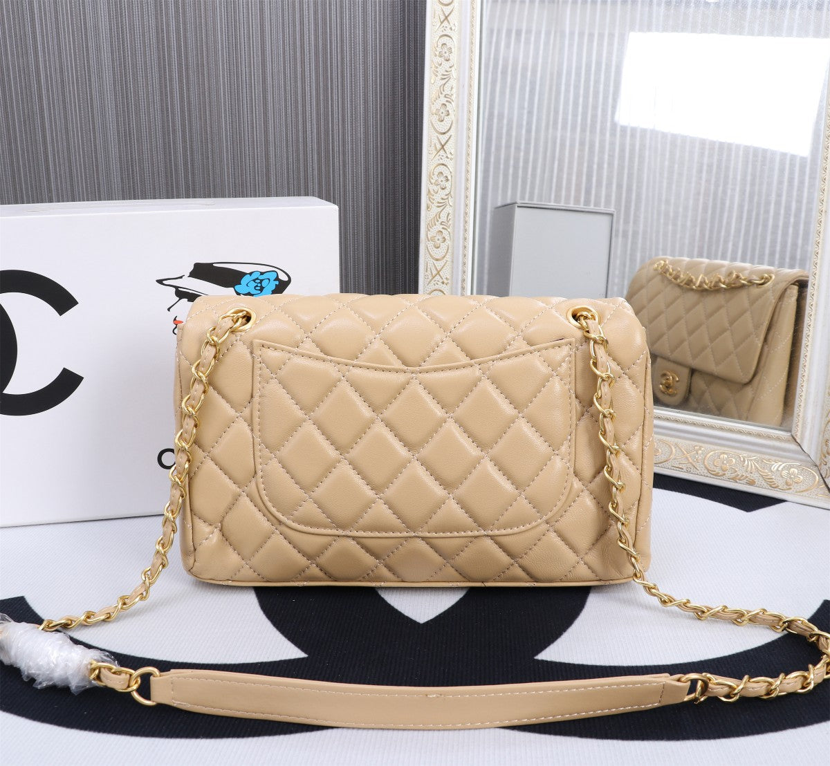 Chic & Stylish Bags