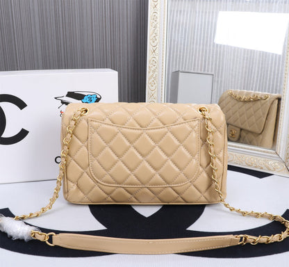 Chic & Stylish Bags
