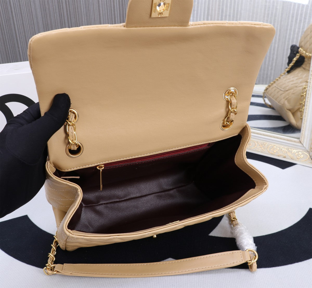 Chic & Stylish Bags