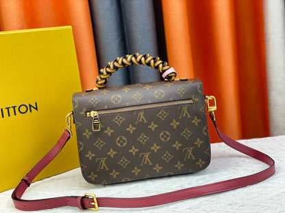 Chic & Stylish Bags