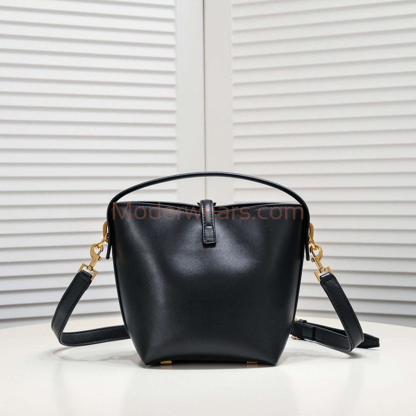 Chic & Stylish Bags