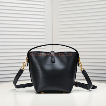 Chic & Stylish Bags