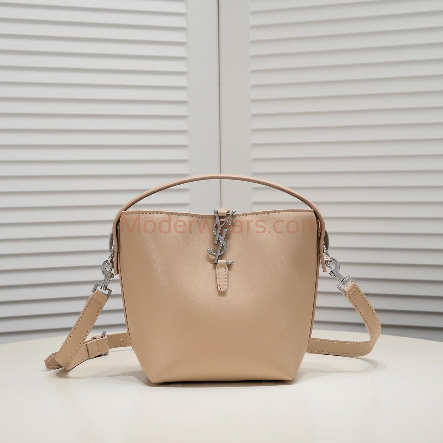 Chic & Stylish Bags