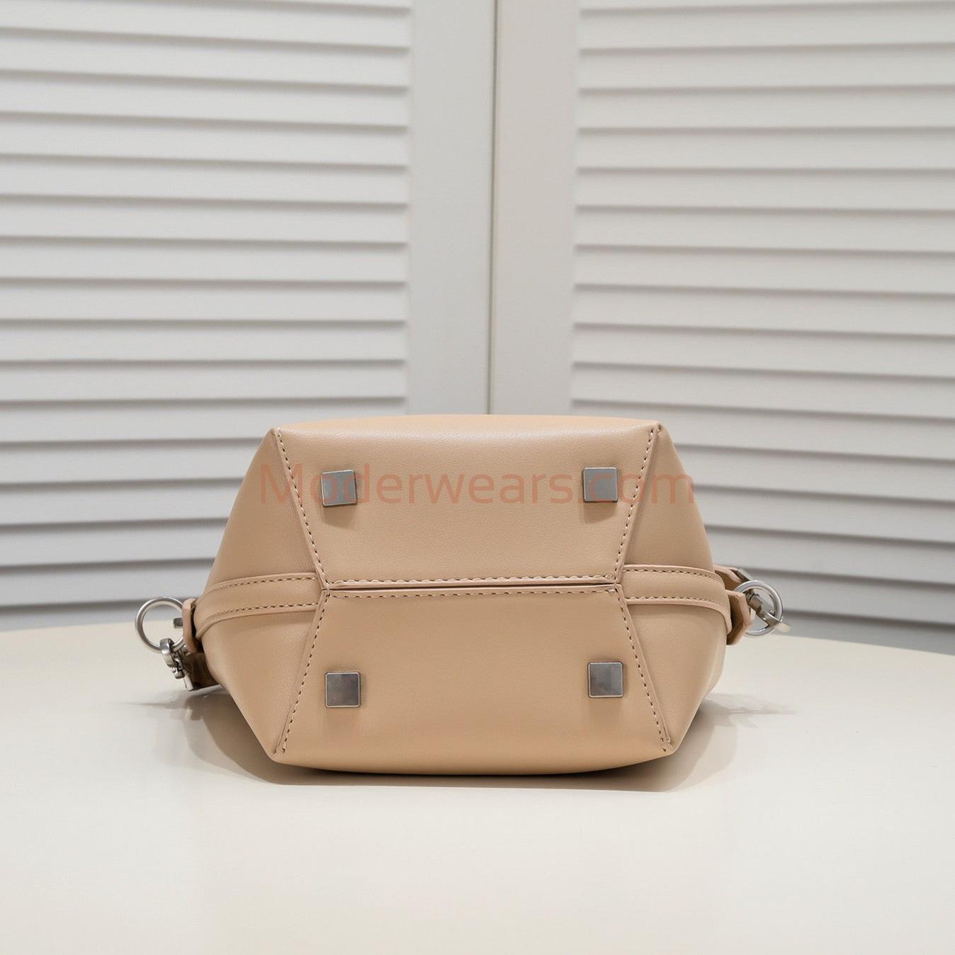 Chic & Stylish Bags