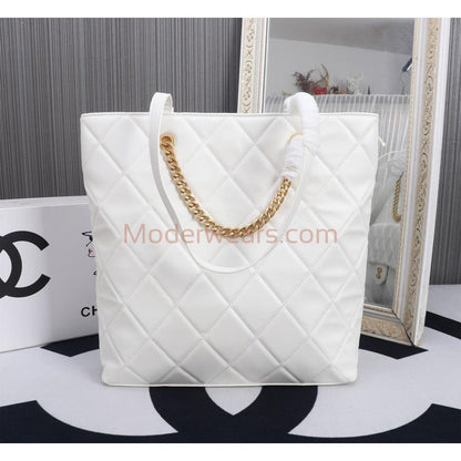 Chic & Stylish Bags