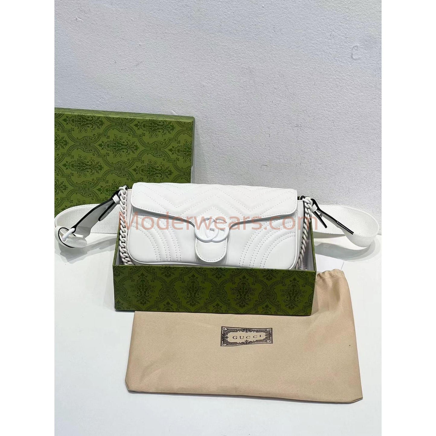Chic & Stylish Bags