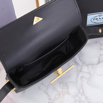 Chic & Stylish Bags