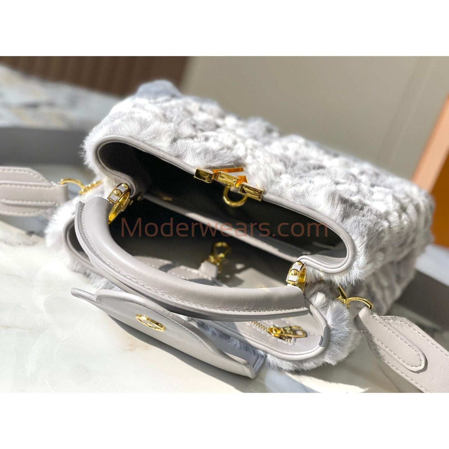 Chic & Stylish Bags