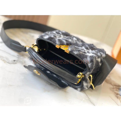 Chic & Stylish Bags
