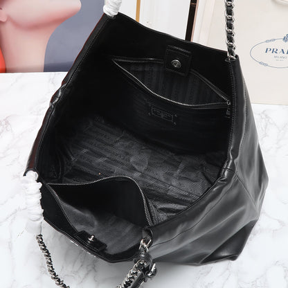 Chic & Stylish Bags