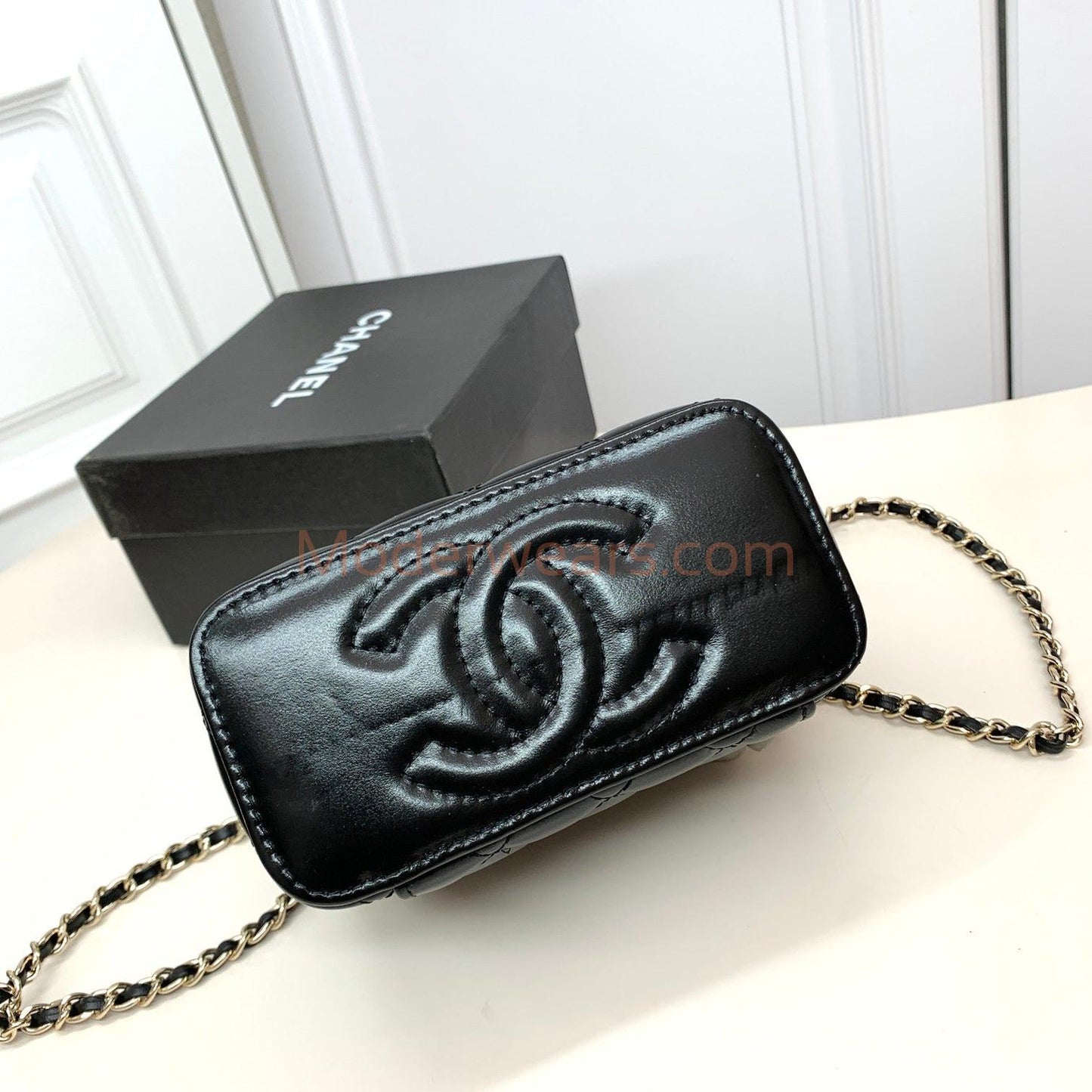 Chic & Stylish Bags