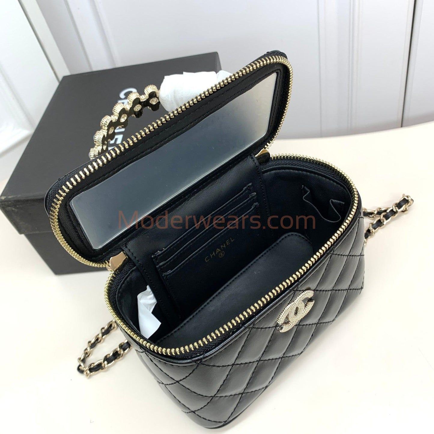 Chic & Stylish Bags