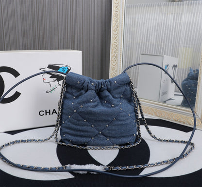 Chic & Stylish Bags