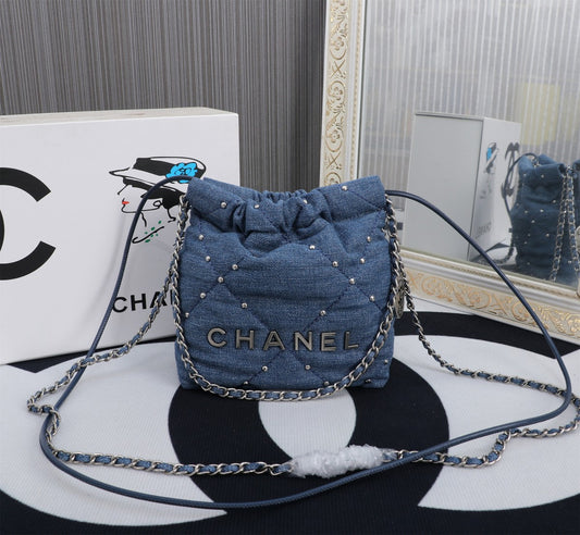 Chic & Stylish Bags
