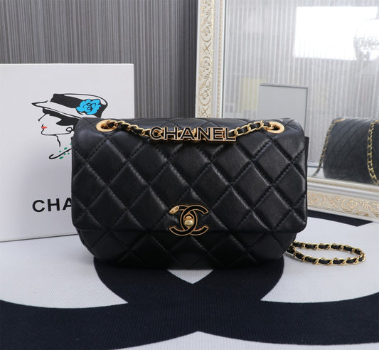 Chic & Stylish Bags