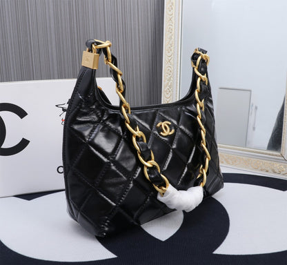 Chic & Stylish Bags