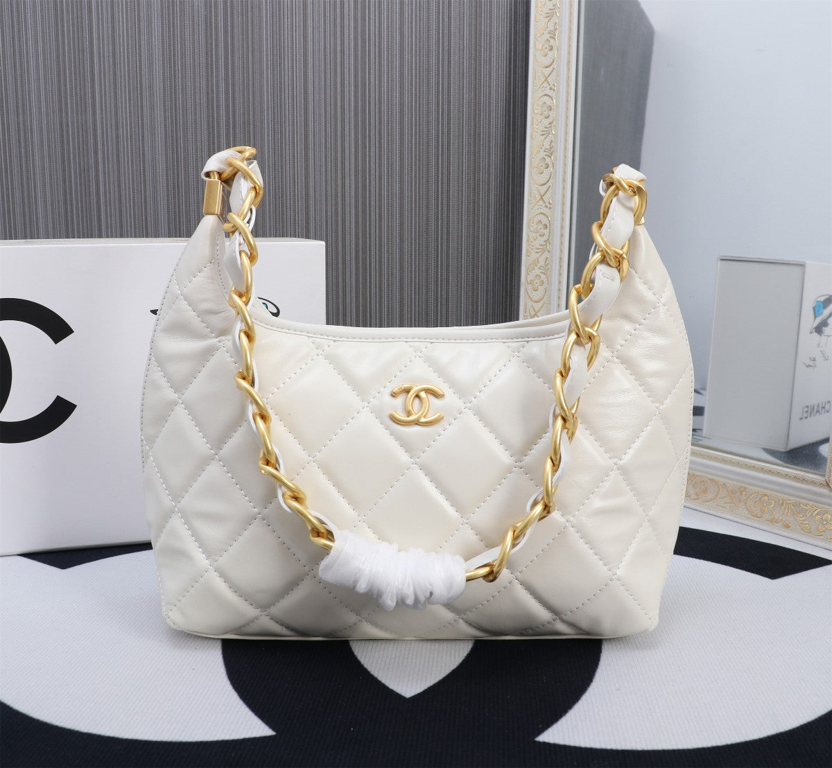 Chic & Stylish Bags
