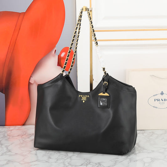 Chic & Stylish Bags