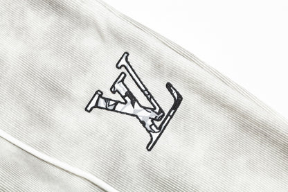 MINIMALIST STREET STYLE