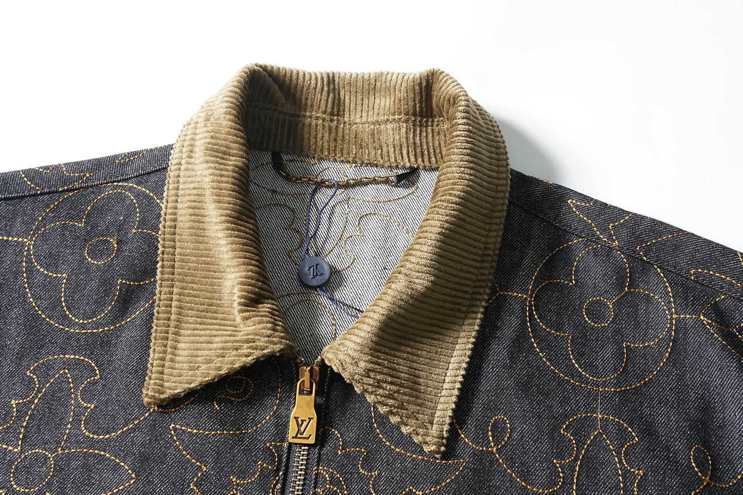 MINIMALIST STREET STYLE