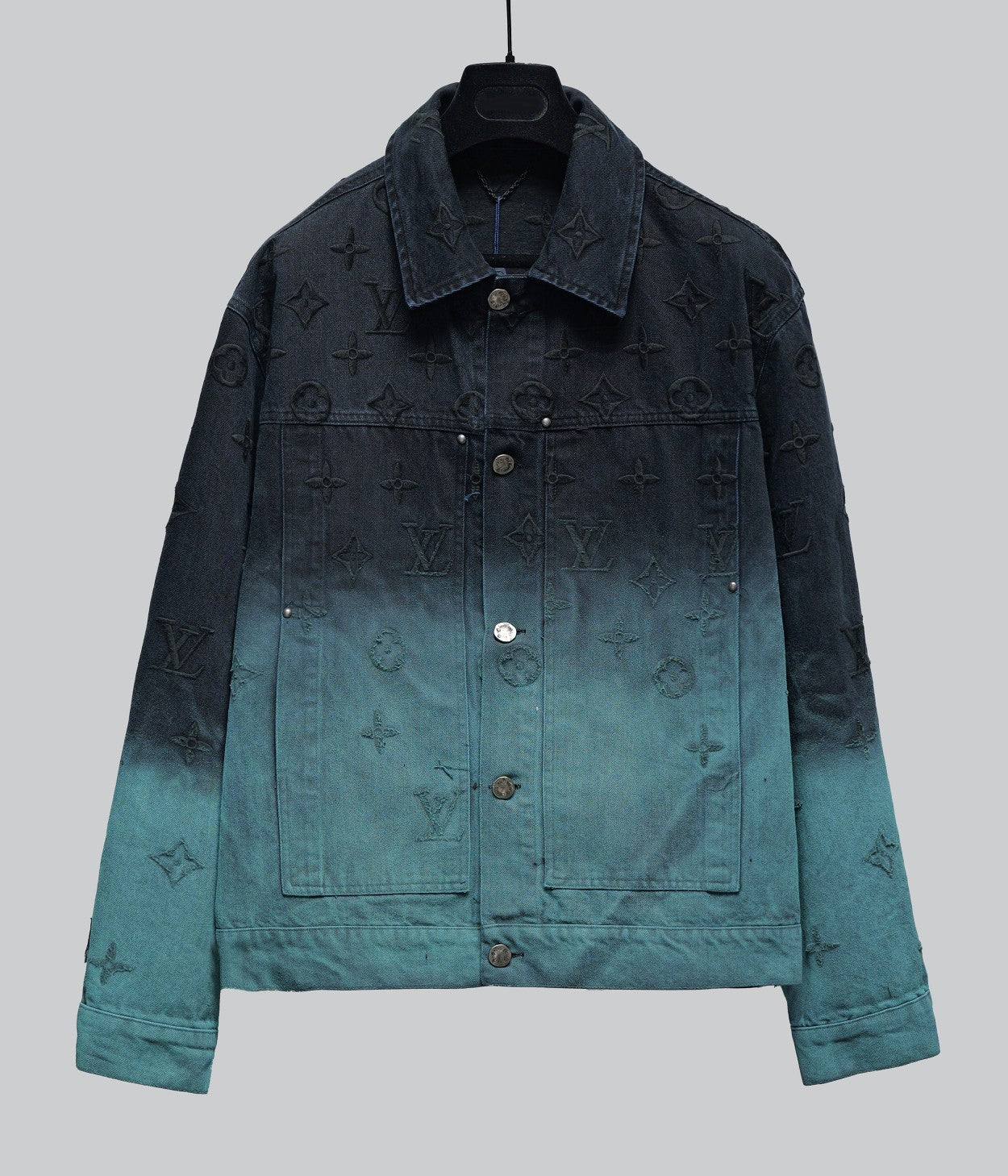 MINIMALIST STREET STYLE